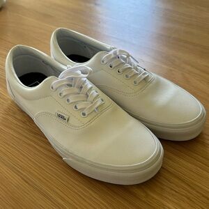 Men’s Vans Era Size 8.5 leather white